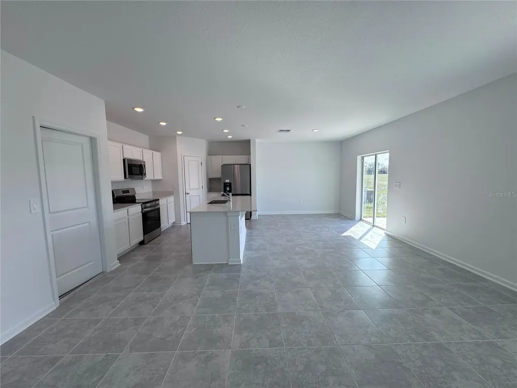 996 Harold Pass Winter Haven FL 33884