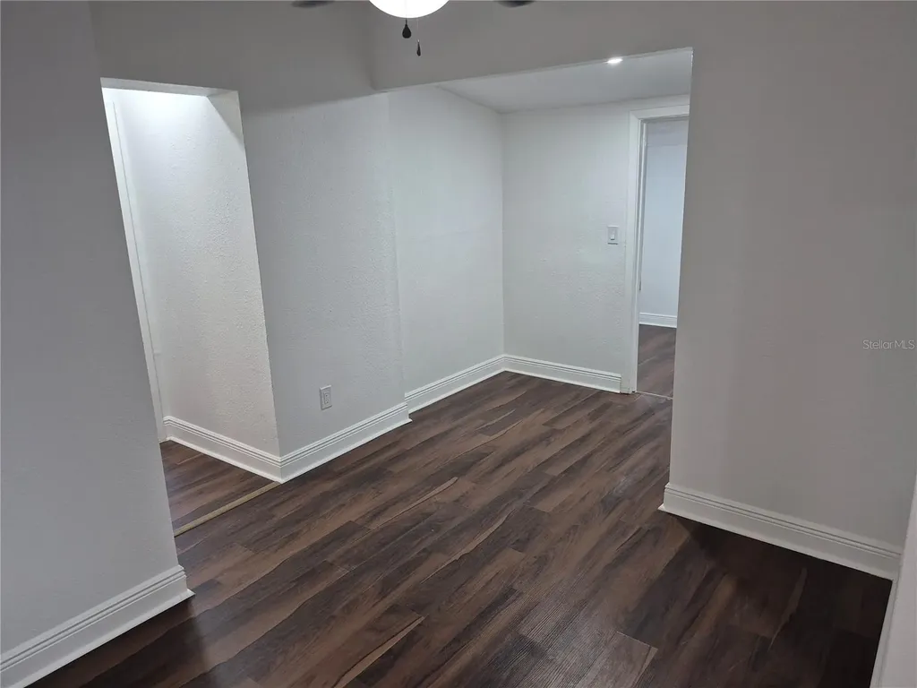 1402 E Bougainvillea Avenue Tampa FL 33612