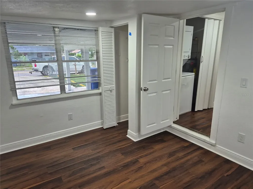 1402 E Bougainvillea Avenue Tampa FL 33612