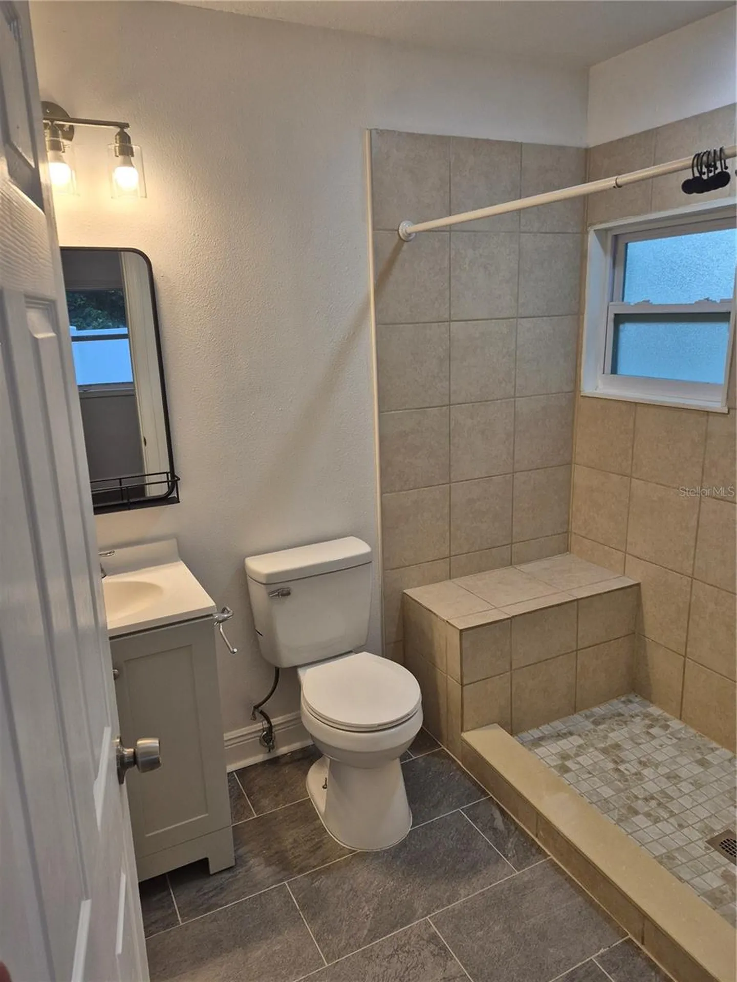 1402 E Bougainvillea Avenue Tampa FL 33612