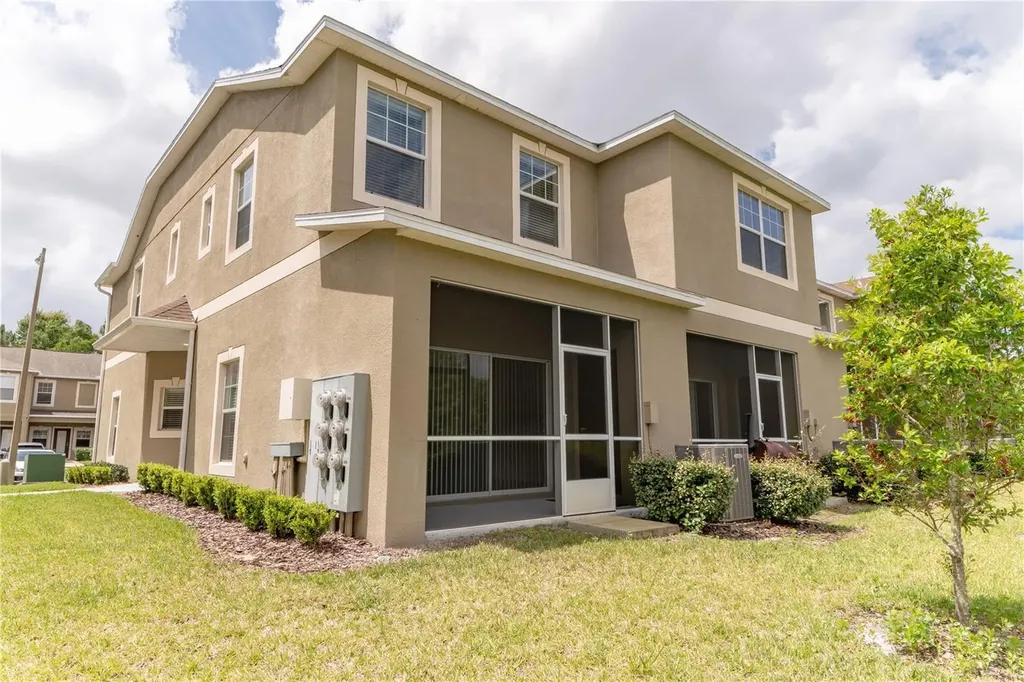 31235 Claridge Place Wesley Chapel FL 33543