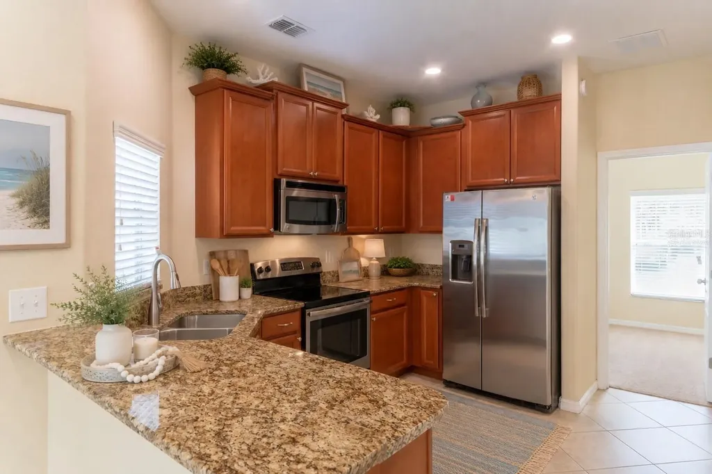 31235 Claridge Place Wesley Chapel FL 33543