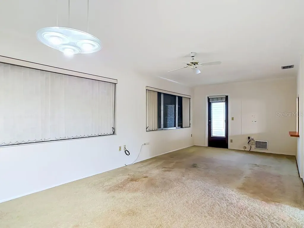829 E 7th Street Englewood FL 34223