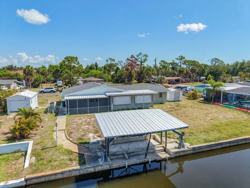 829 E 7th Street Englewood FL 34223