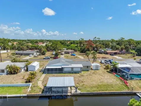 829 E 7th Street Englewood FL 34223
