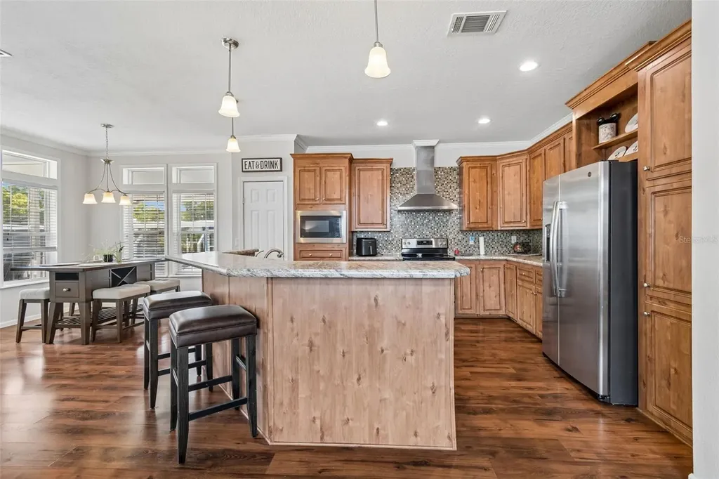 124 Pindo Palm Street W Largo FL 33770