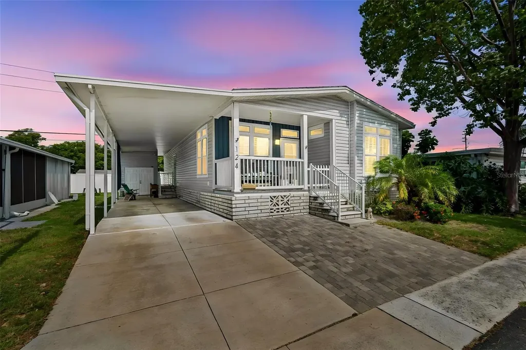 124 Pindo Palm Street W Largo FL 33770