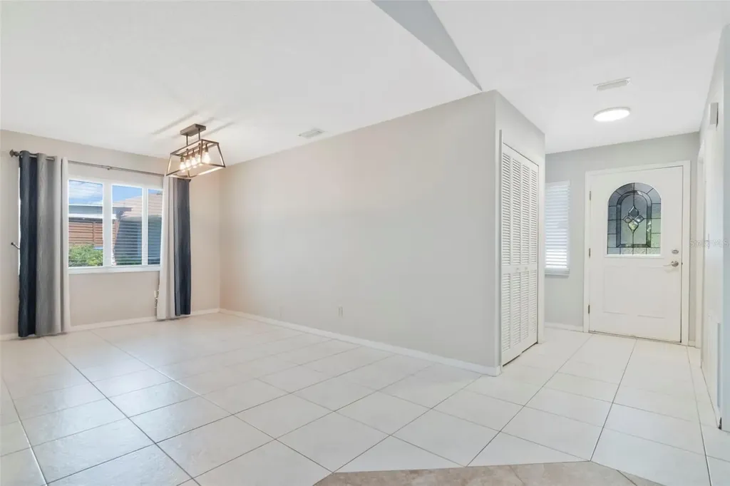 303 Barstow Court Sun City Center FL 33573
