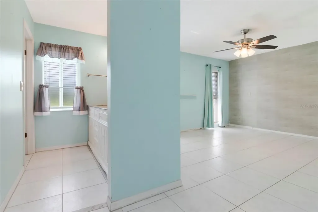 303 Barstow Court Sun City Center FL 33573