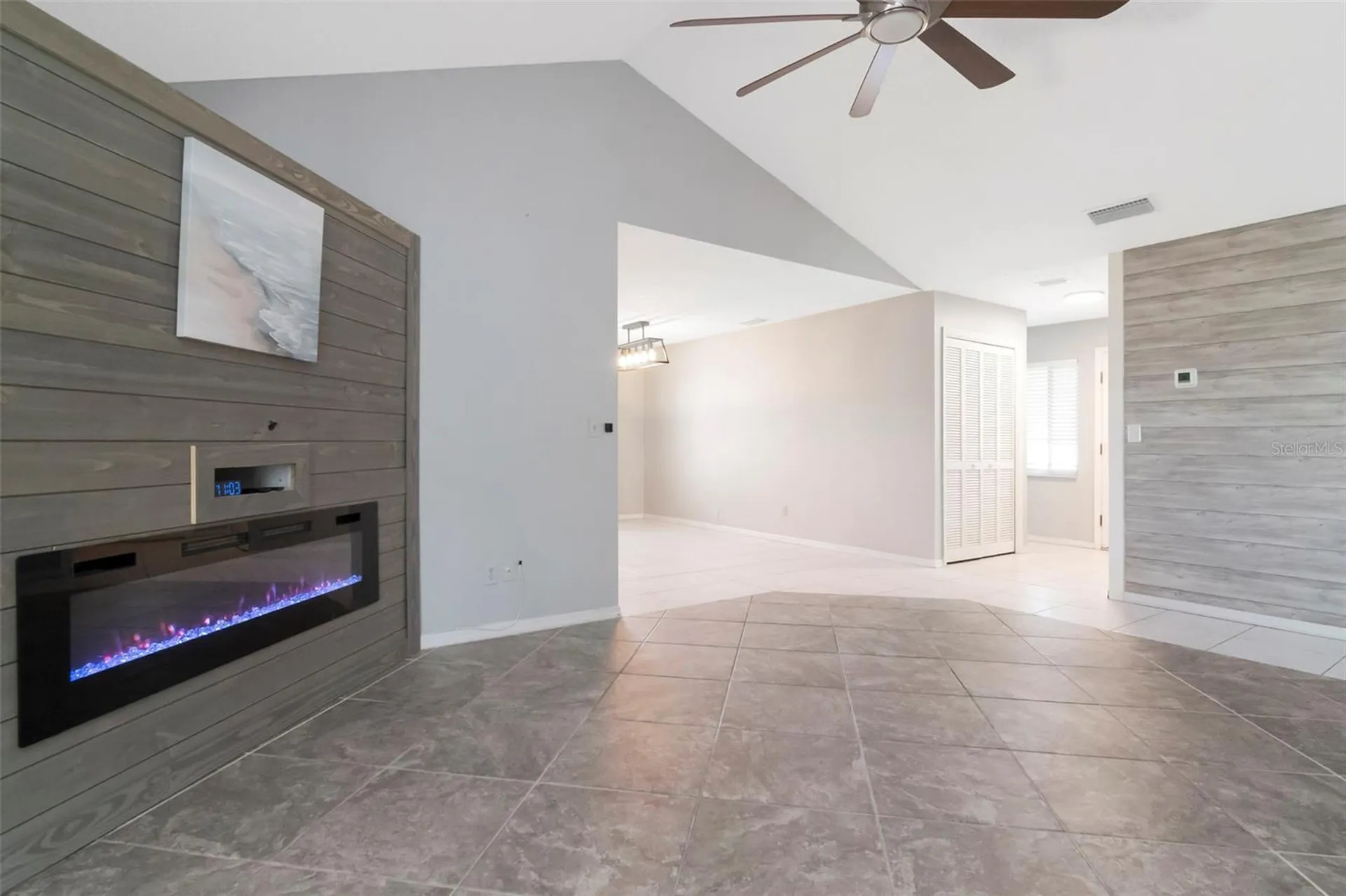 303 Barstow Court Sun City Center FL 33573