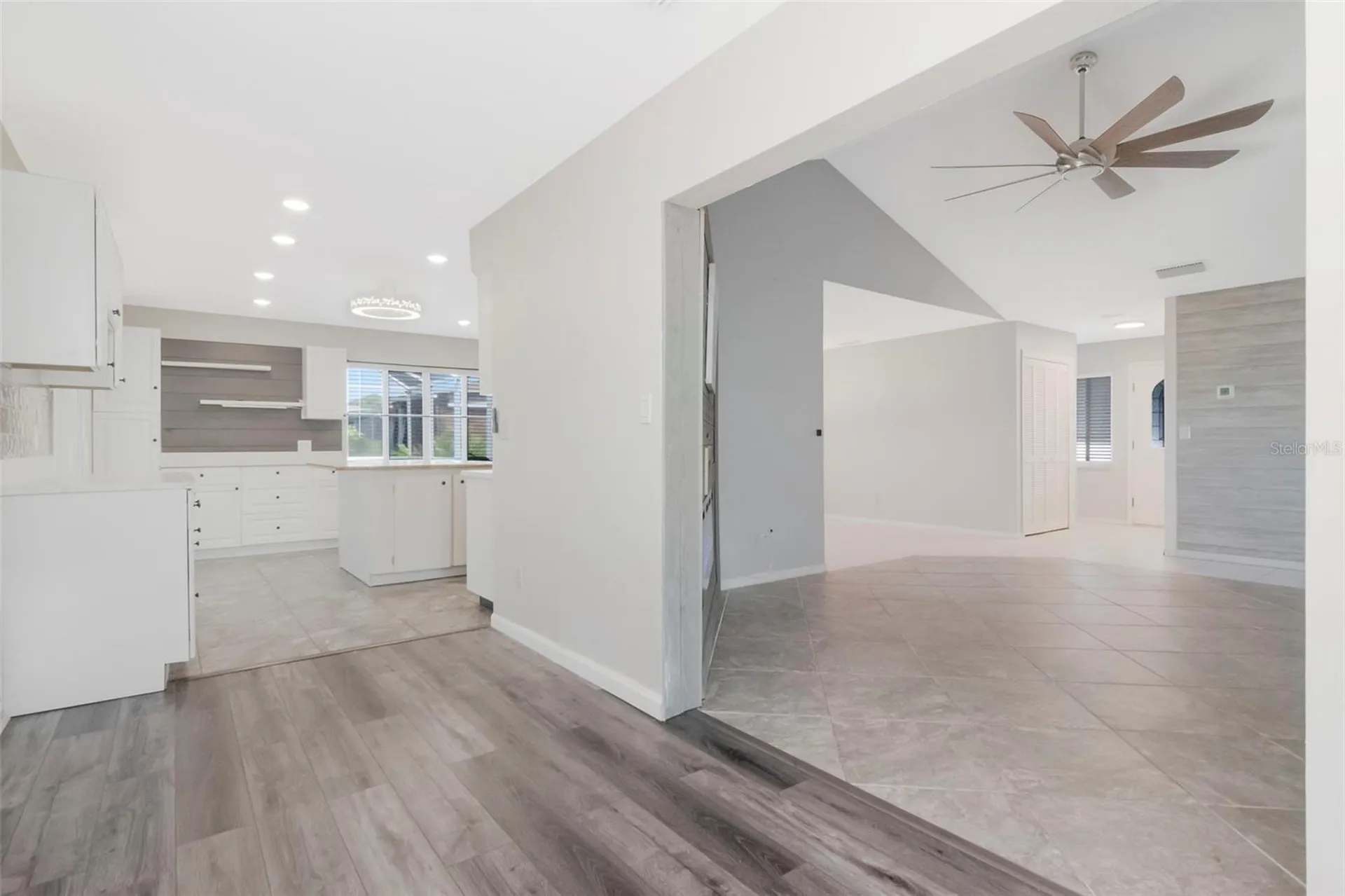 303 Barstow Court Sun City Center FL 33573