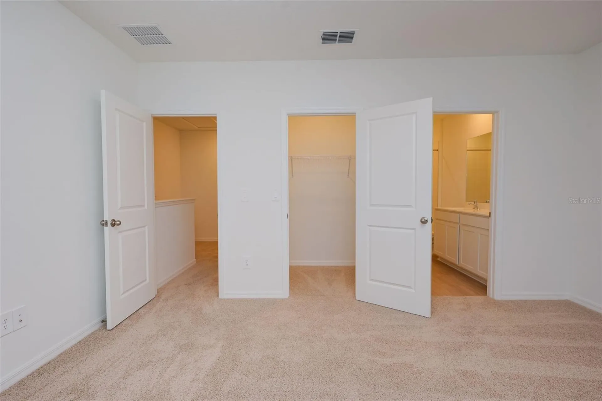 11194 Treasure Swale Way Land O Lakes FL 34638