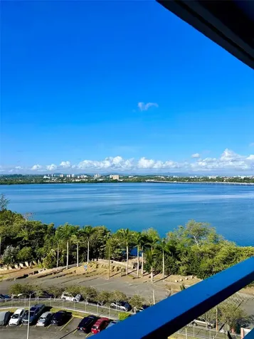 4 Avenida Laguna Carolina PR 00979
