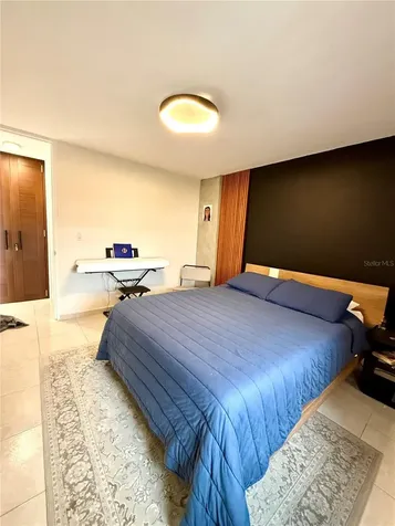 4 Avenida Laguna Carolina PR 00979