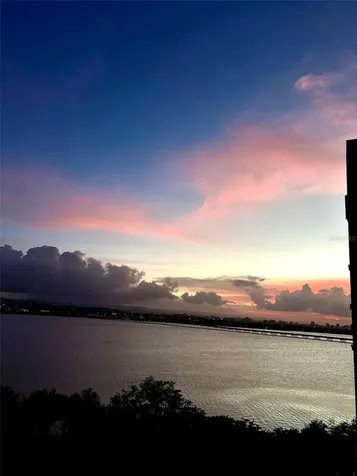 4 Avenida Laguna Carolina PR 00979