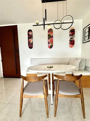 4 Avenida Laguna Carolina PR 00979