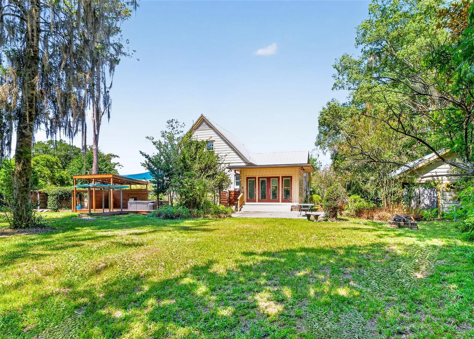 1220 NW 18th Avenue Gainesville FL 32609