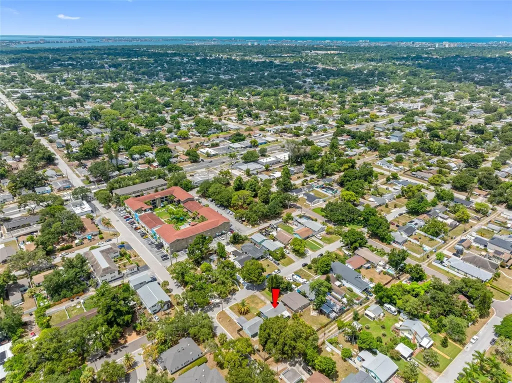 4011 7th Avenue N St Petersburg FL 33713