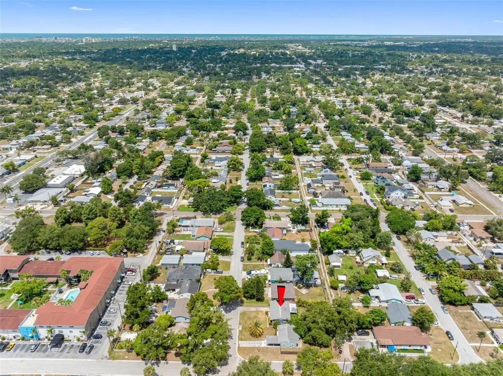 4011 7th Avenue N St Petersburg FL 33713