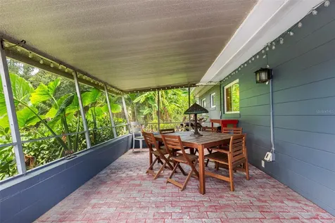 4011 7th Avenue N St Petersburg FL 33713
