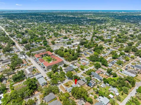 4011 7th Avenue N St Petersburg FL 33713