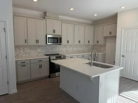 482 Winsome Alley Groveland FL 34736