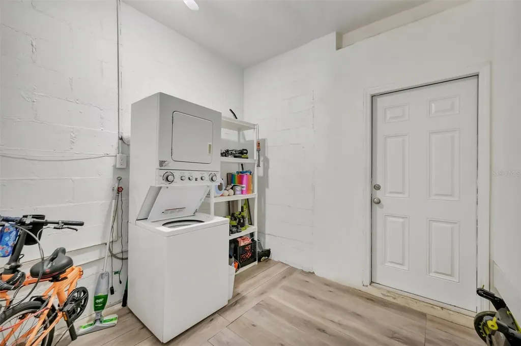 3144 33rd Avenue N St Petersburg FL 33713