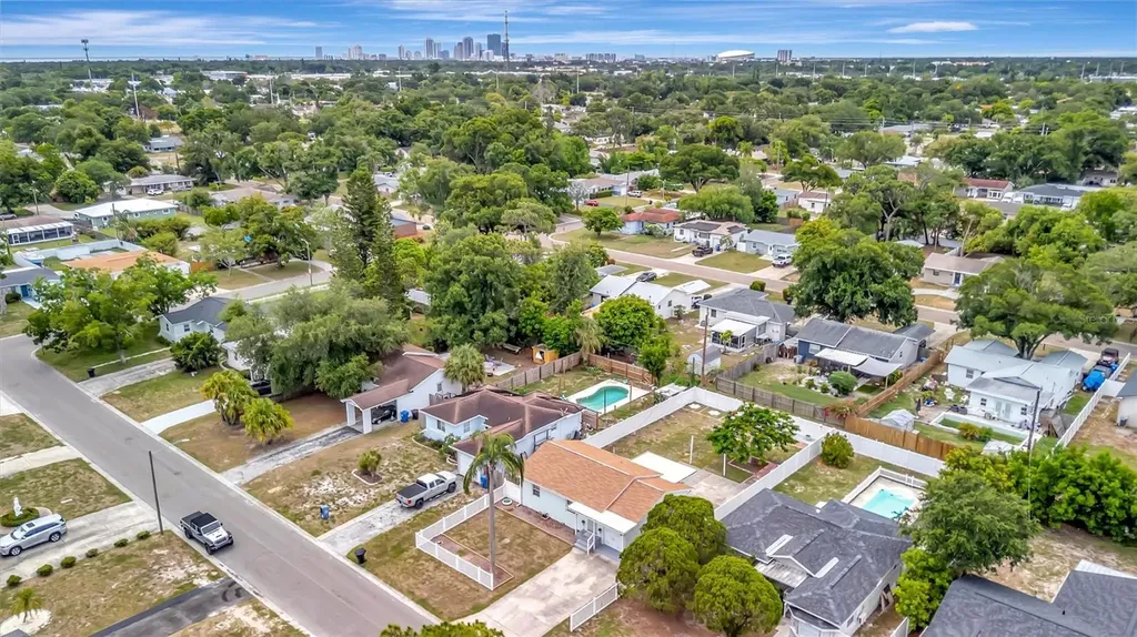 3144 33rd Avenue N St Petersburg FL 33713