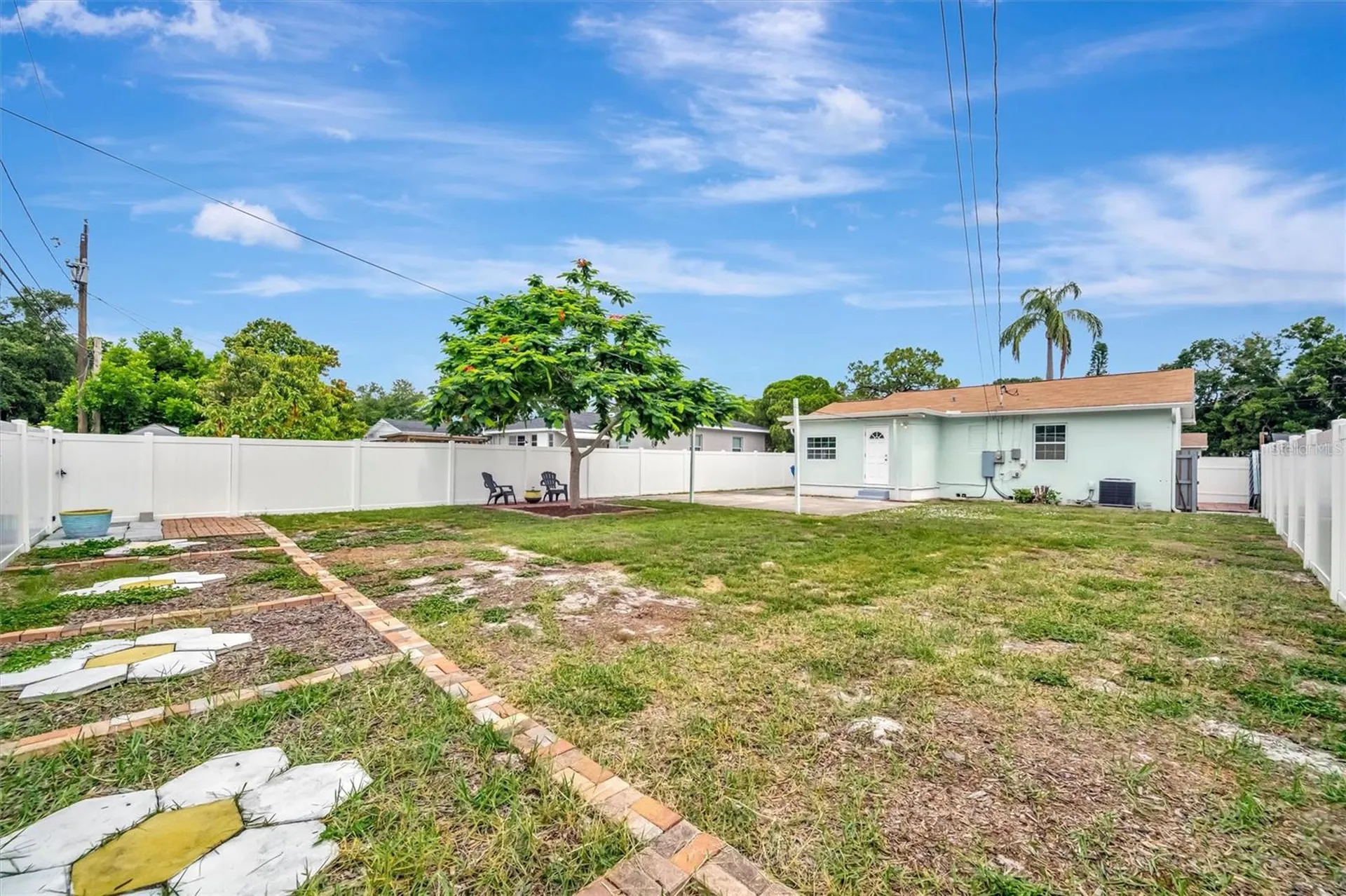 3144 33rd Avenue N St Petersburg FL 33713