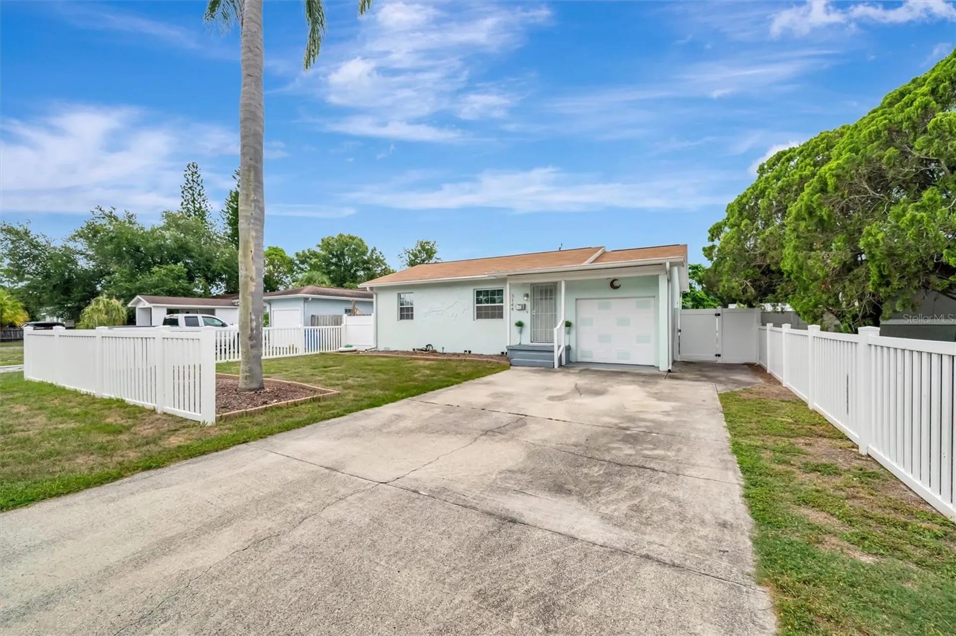 3144 33rd Avenue N St Petersburg FL 33713