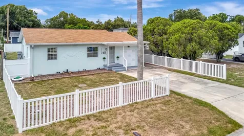 3144 33rd Avenue N St Petersburg FL 33713