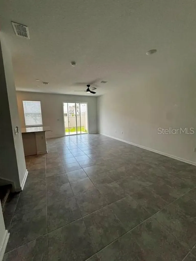 2500 Skyline Loop Kissimmee FL 34758