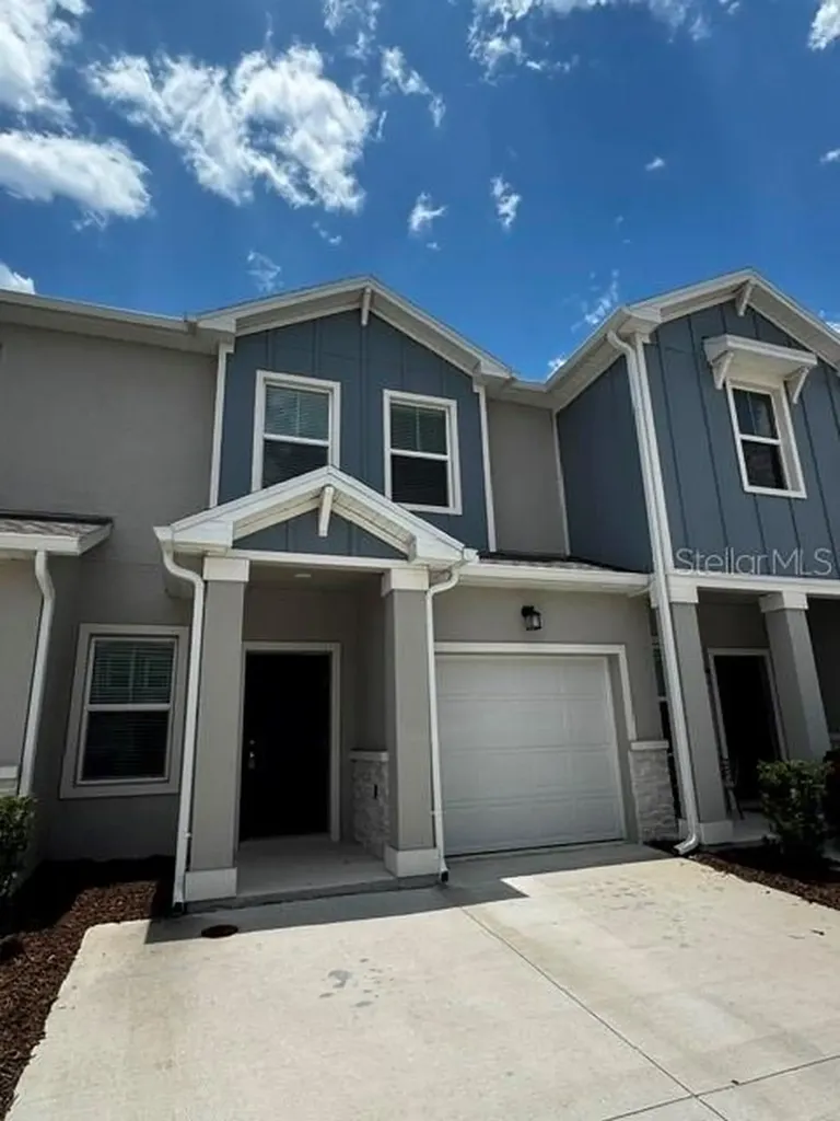 2500 Skyline Loop Kissimmee FL 34758