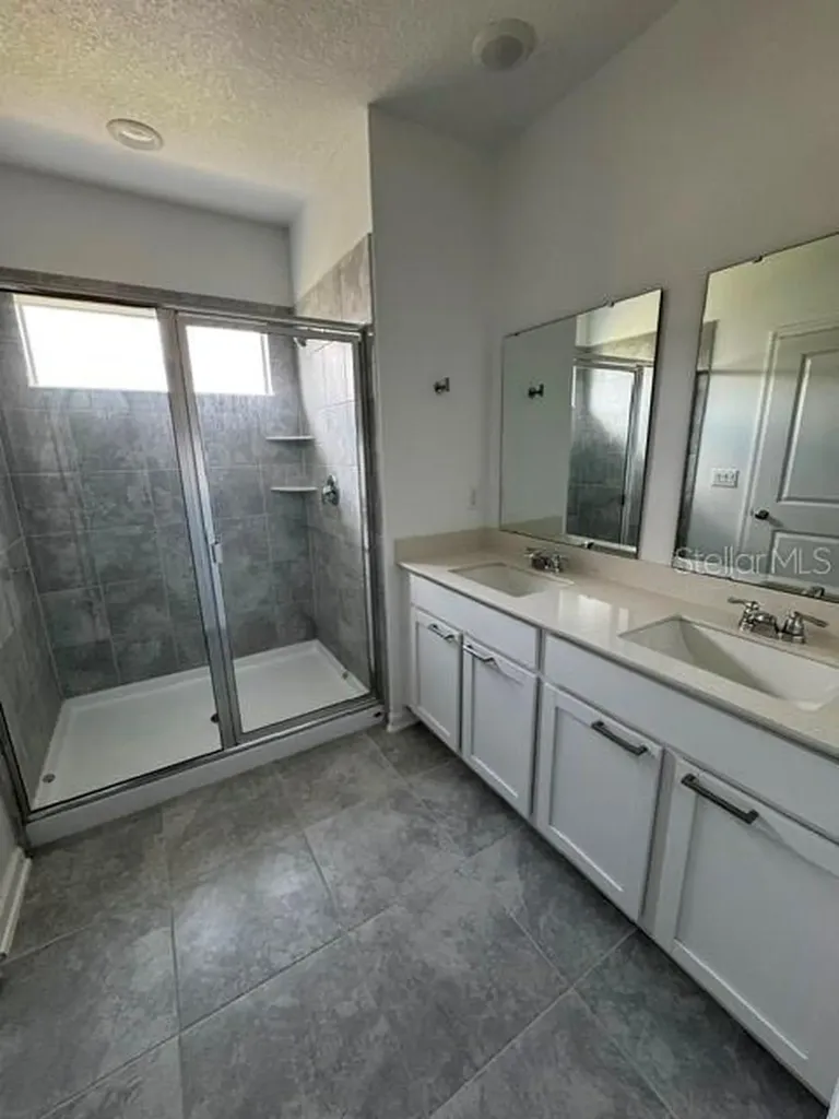 2500 Skyline Loop Kissimmee FL 34758
