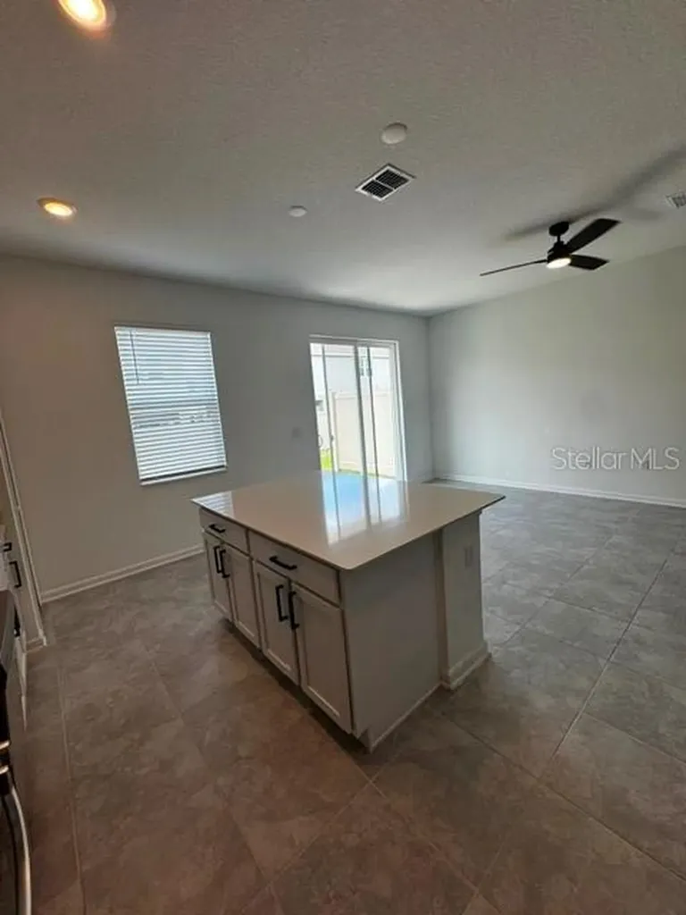 2500 Skyline Loop Kissimmee FL 34758