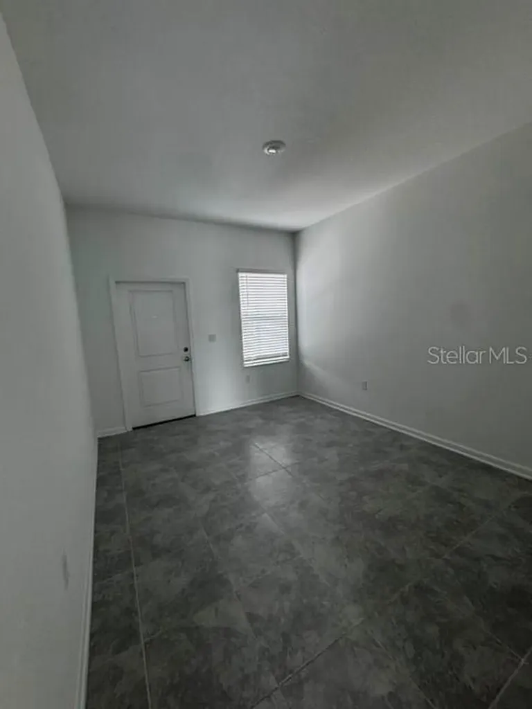2500 Skyline Loop Kissimmee FL 34758