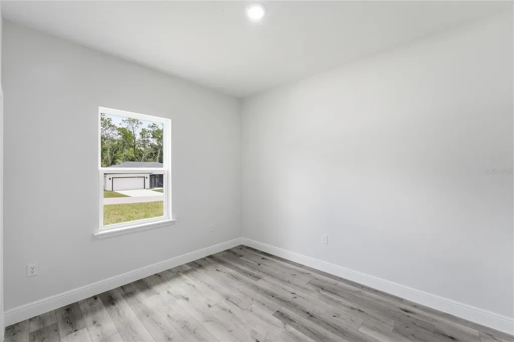 8809 N Circular Way Dunnellon FL 34434