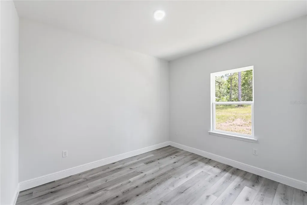 8809 N Circular Way Dunnellon FL 34434