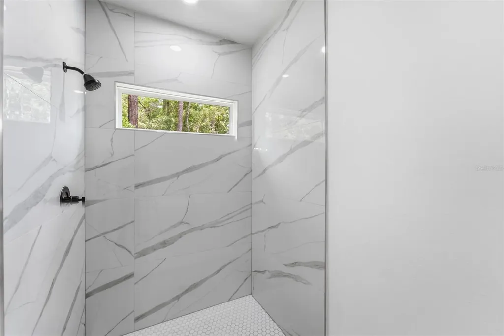 8809 N Circular Way Dunnellon FL 34434