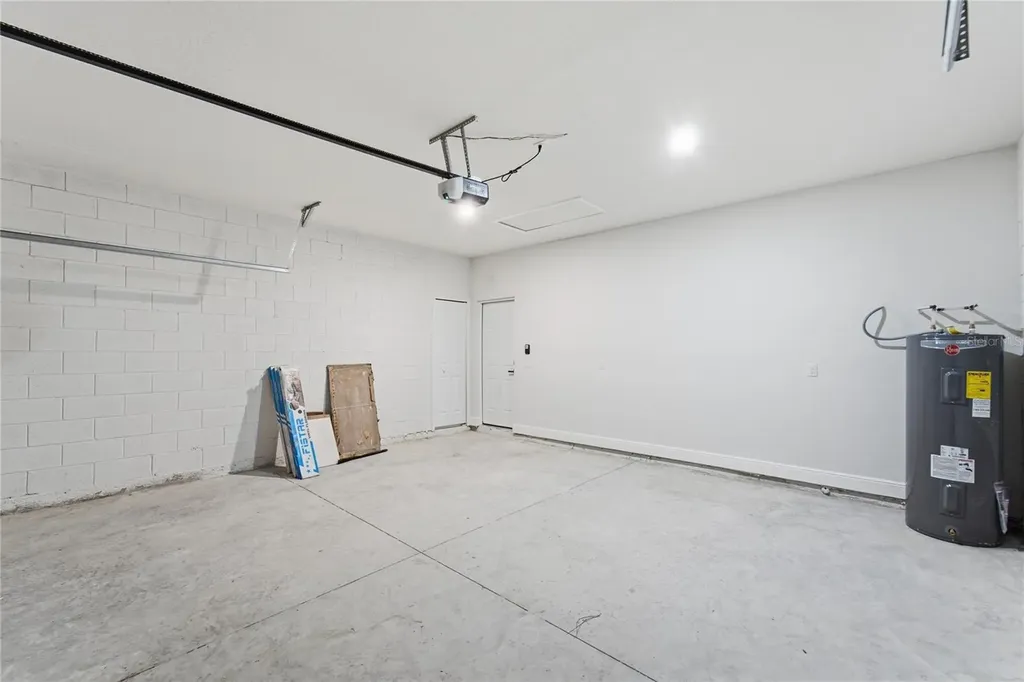 8809 N Circular Way Dunnellon FL 34434