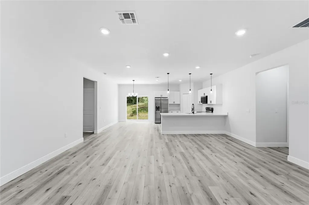 8809 N Circular Way Dunnellon FL 34434