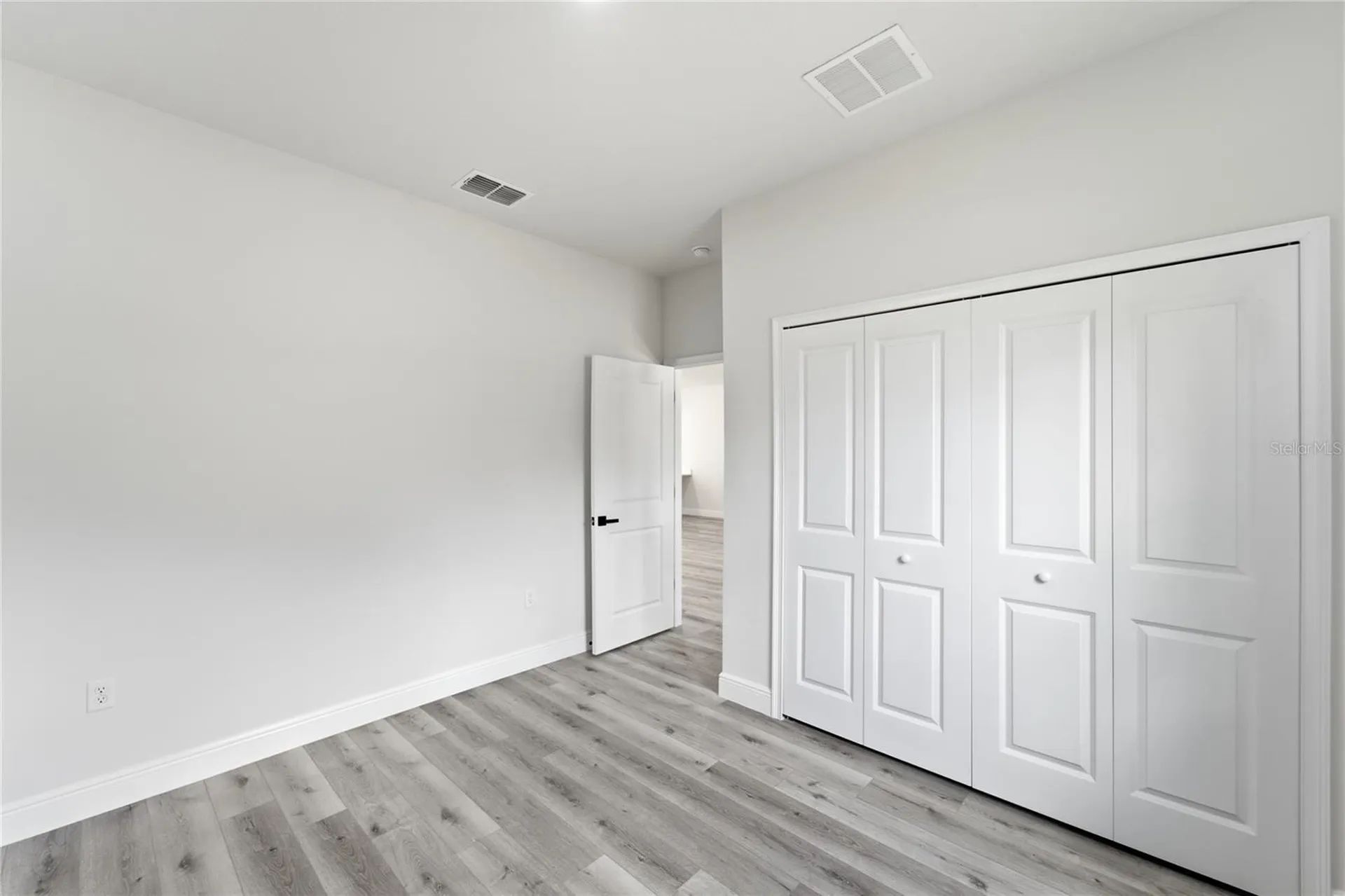 8809 N Circular Way Dunnellon FL 34434