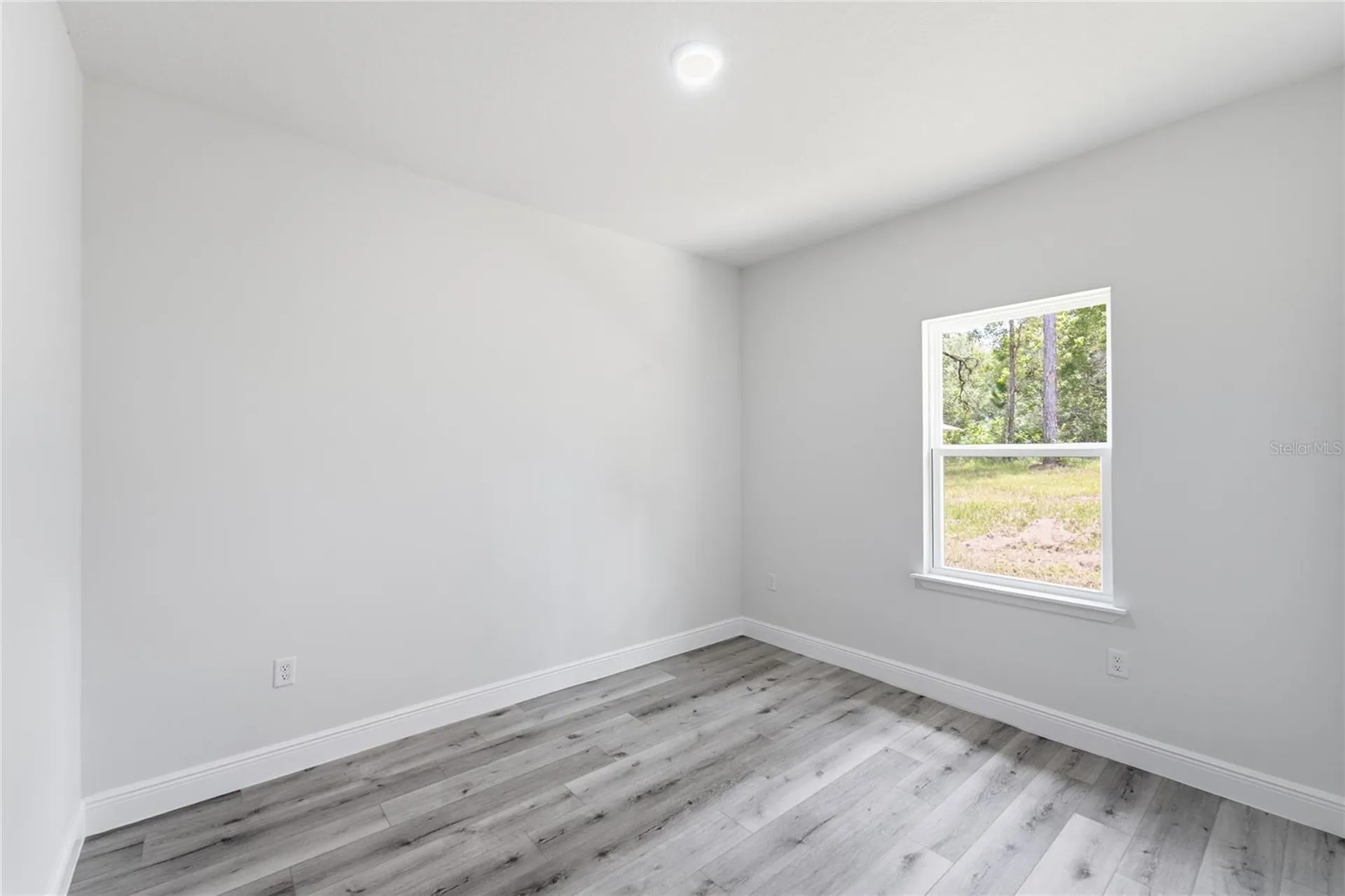 8809 N Circular Way Dunnellon FL 34434