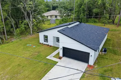 8809 N Circular Way Citrus Springs FL 34434