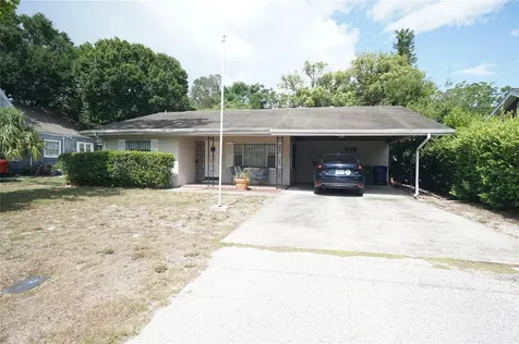 207 N Gomez Avenue Tampa FL 33609