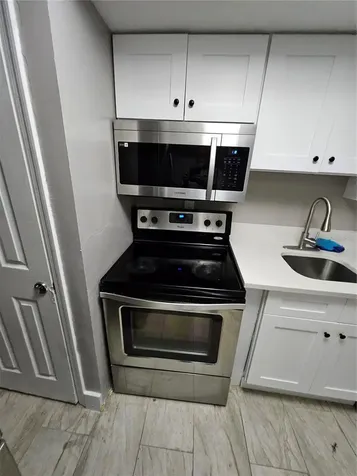 2787 L B Mcleod Road Orlando FL 32805