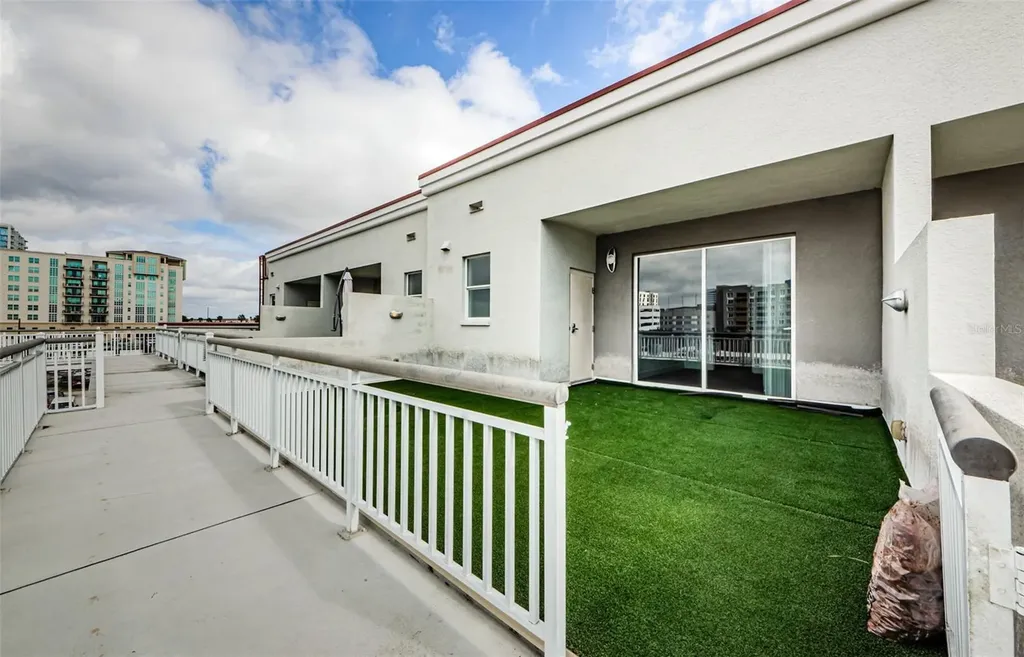 1002 Channelside Drive Tampa FL 33602
