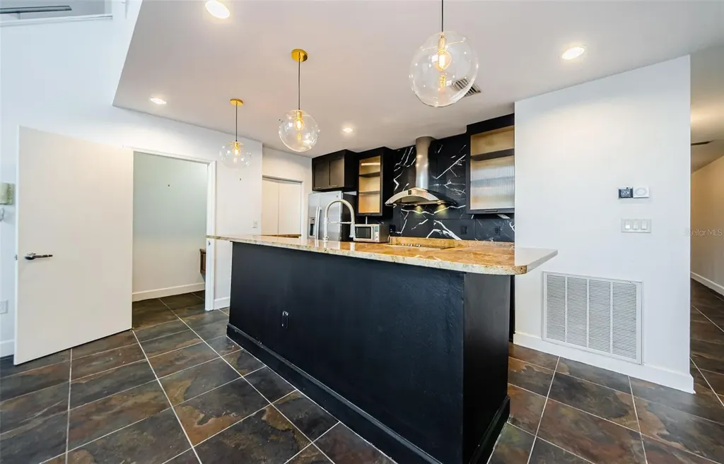 1002 Channelside Drive Tampa FL 33602