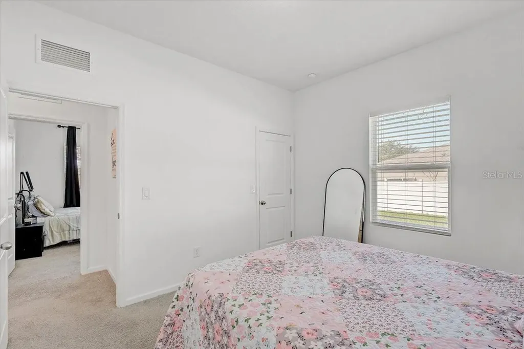 806 Highgate Oaks Place Seffner FL 33584