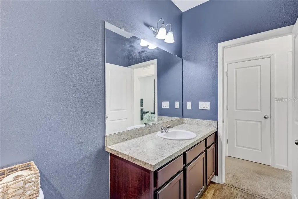 806 Highgate Oaks Place Seffner FL 33584